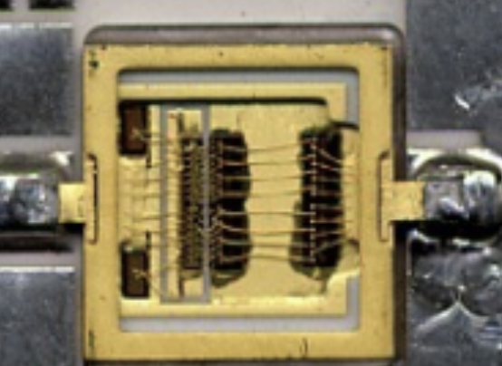 GaAs-MESFET transistor in MMIC technology