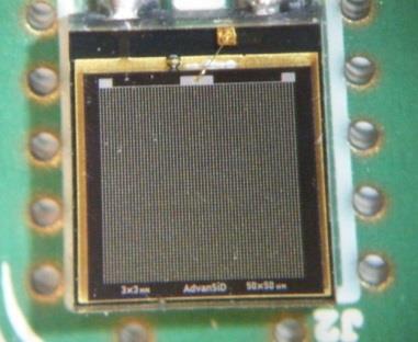 SiPM array architecture: many Geiger-mode microcells per pixel summed to a single output.