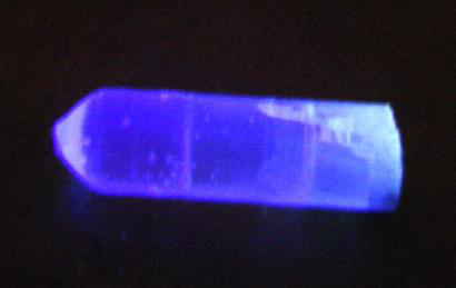 Scintillation crystal glowing under ultraviolet excitation