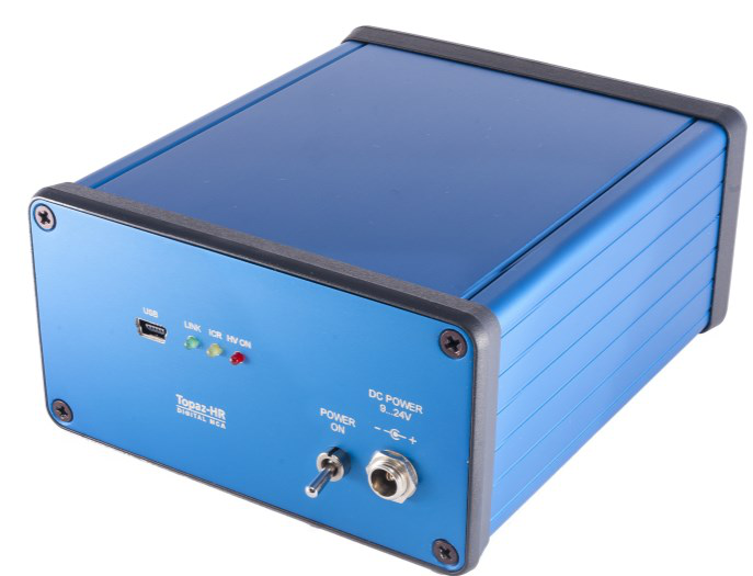 TOPAZ-HR compact digital MCA, three-quarter view